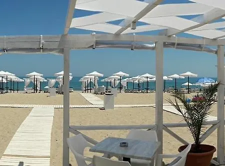 Complex Hunter's Apart Otel