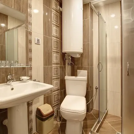 Complex Hunter's Apart Otel