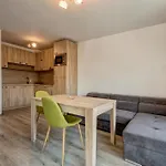 комплекс Hunter's Апартхотел Шкорпиловци