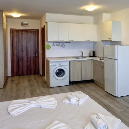 Complex Hunter's Aparthotel