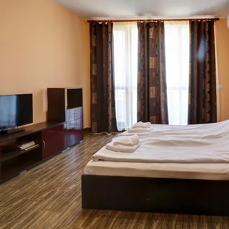 Апарт-отель Complex Hunter's 4*