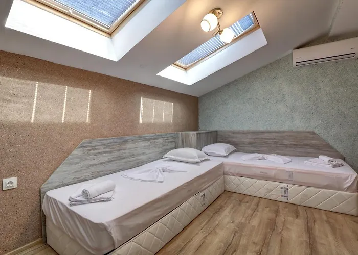 Complex Hunter's 4* Shkorpilovtsi