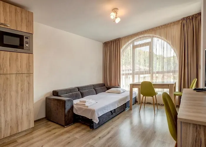 Appart hôtel Complex Hunter's 4*