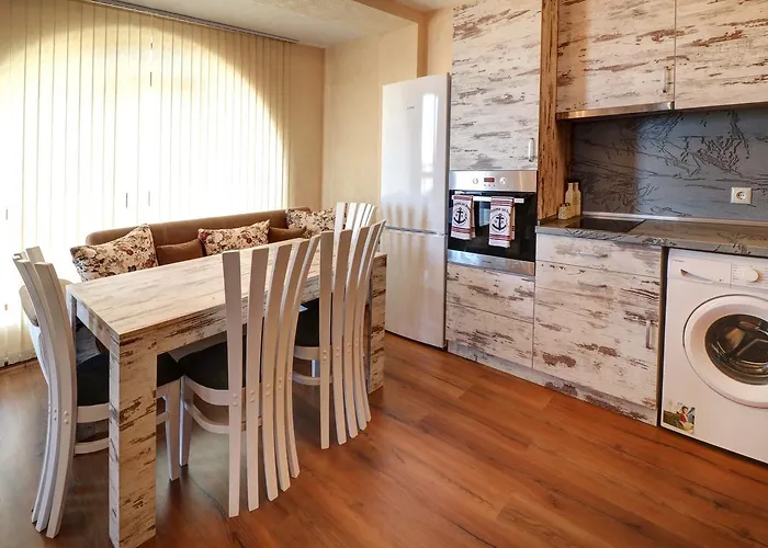 Complex Hunter's 4* Shkorpilovtsi